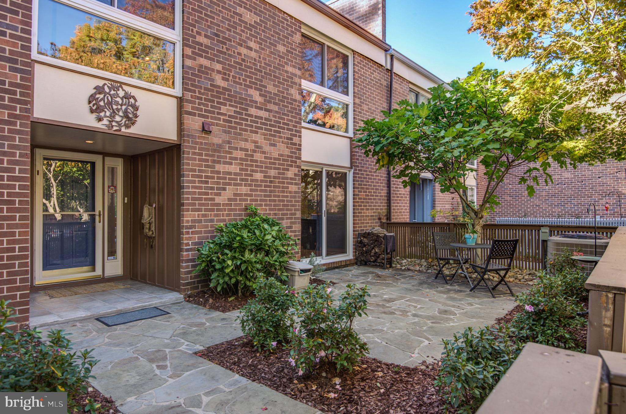 11474 LINKS DRIVE