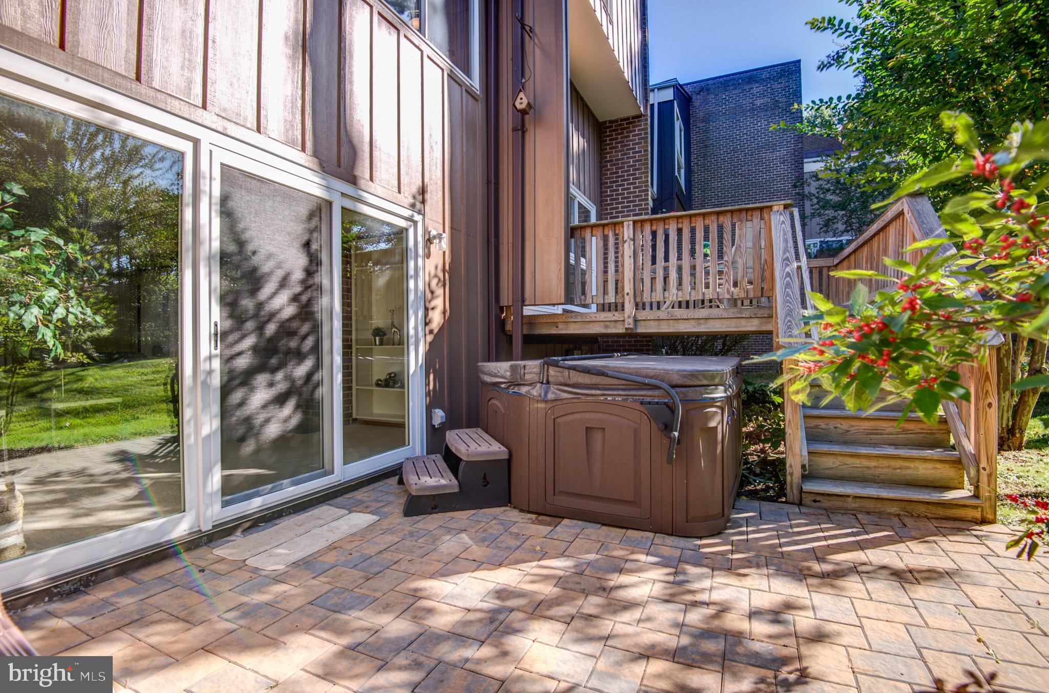 11474 LINKS DRIVE