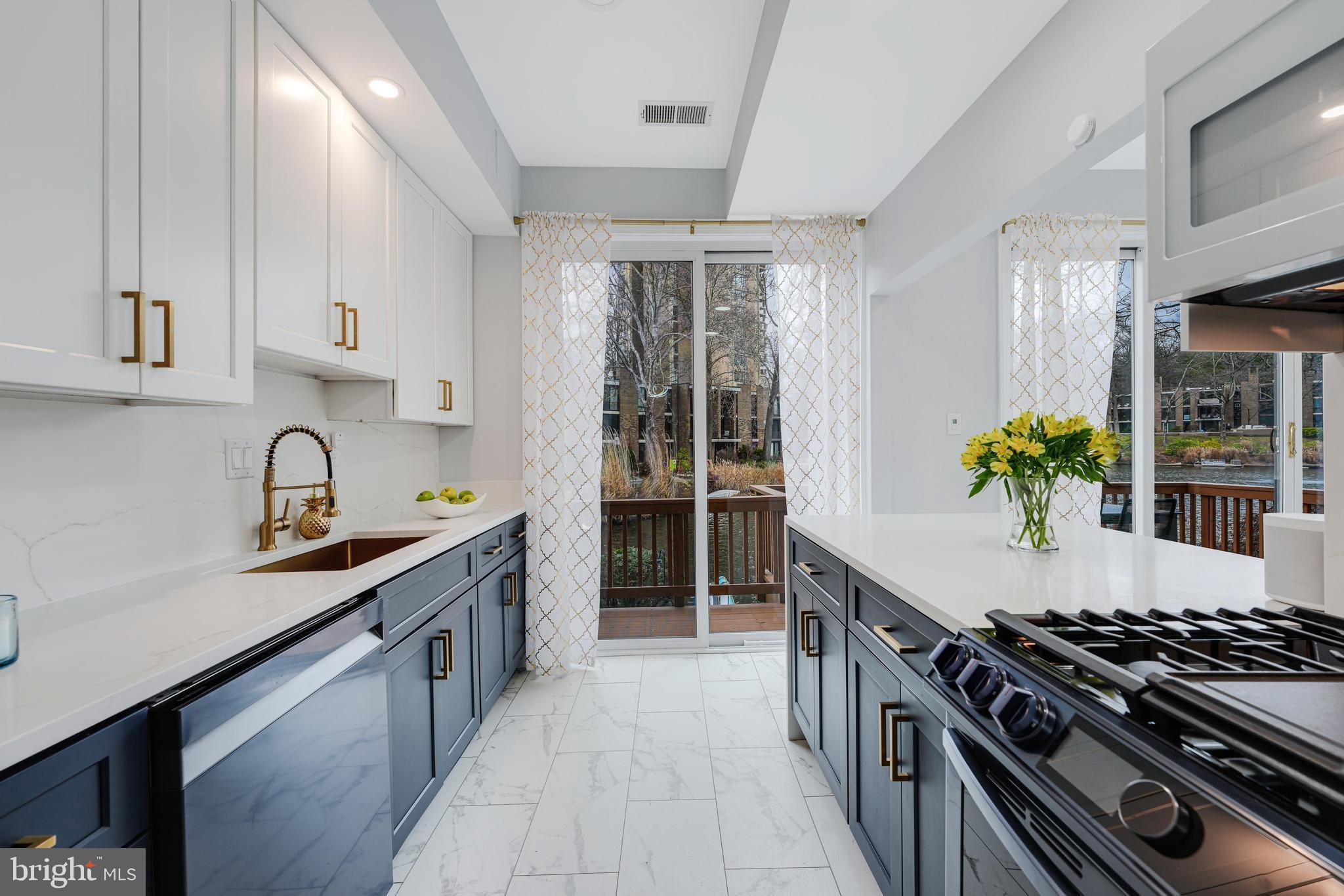 11434 WATERVIEW CLUSTER