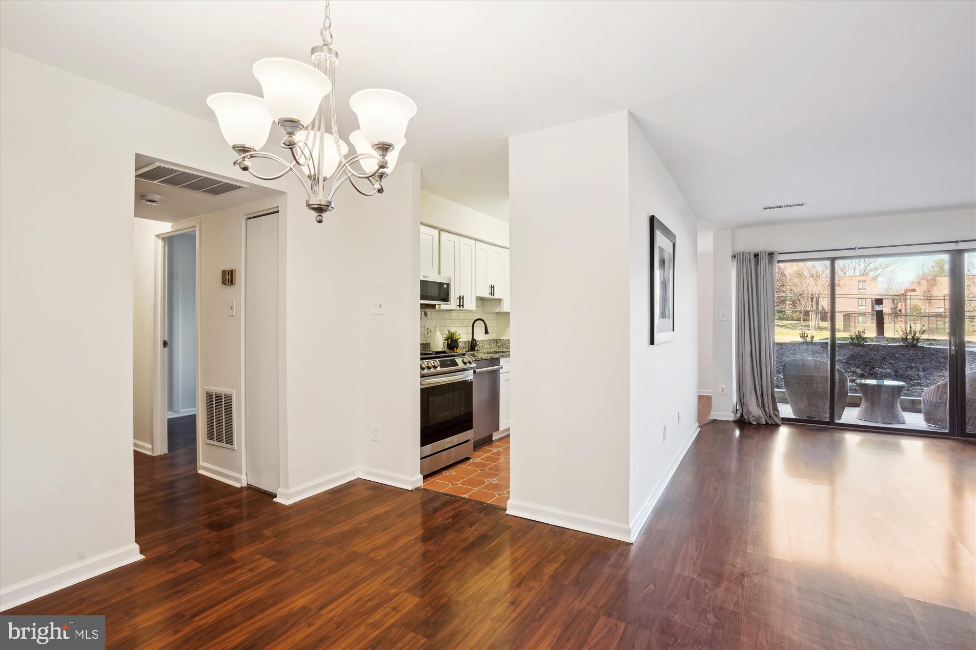 11228 CHESTNUT GROVE SQUARE 16