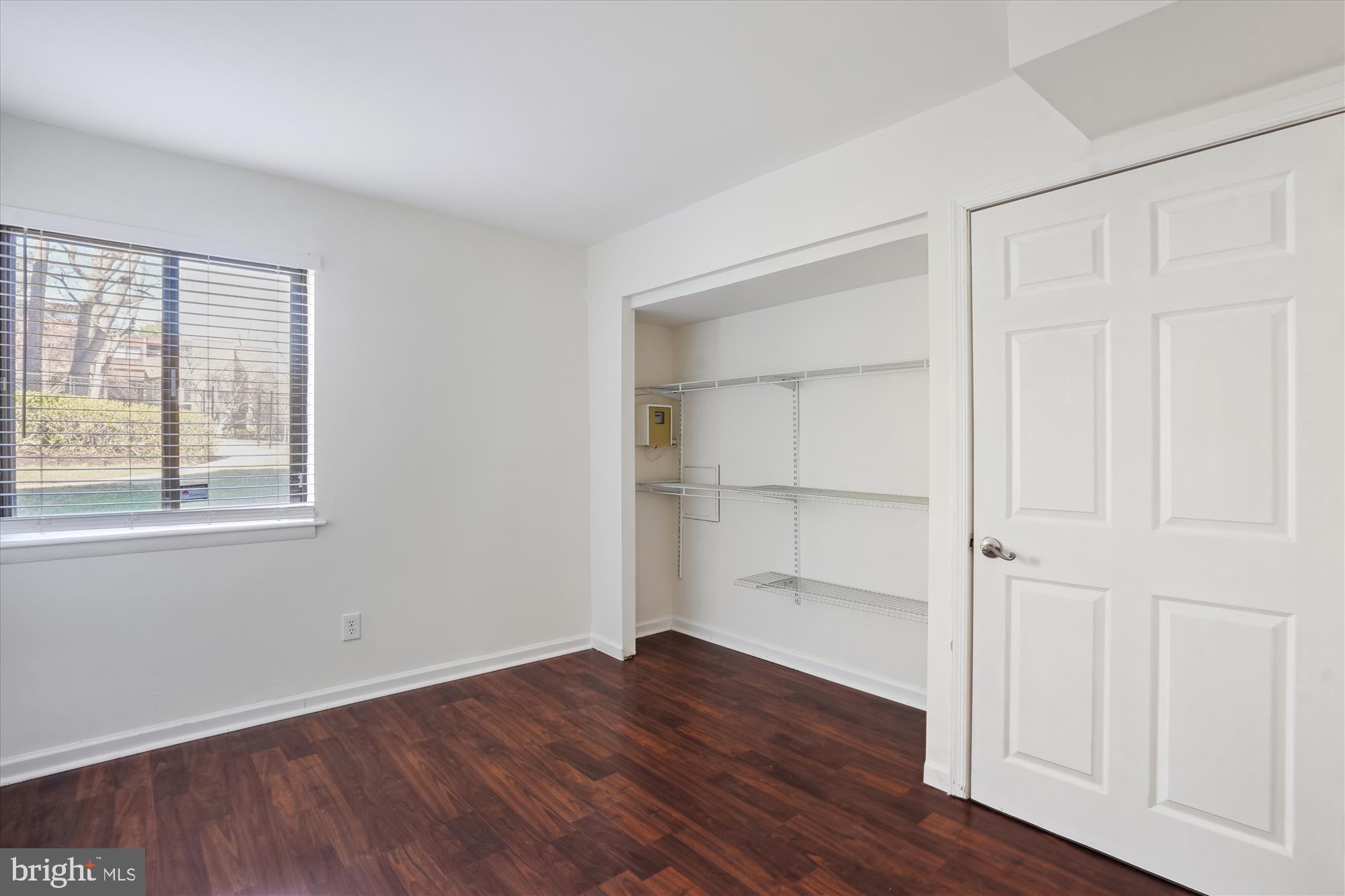 11228 CHESTNUT GROVE SQUARE 16