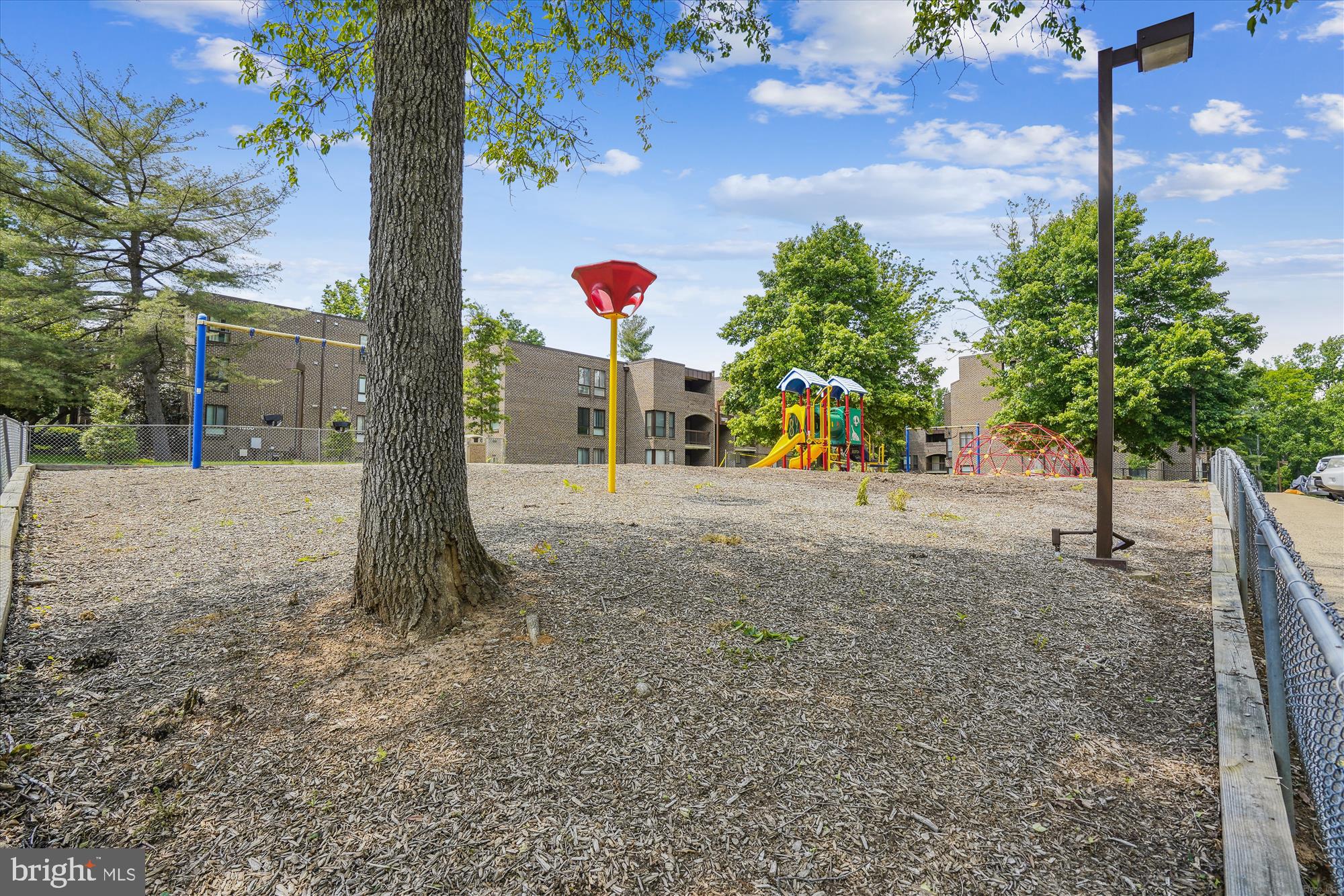 11228 CHESTNUT GROVE SQUARE 16