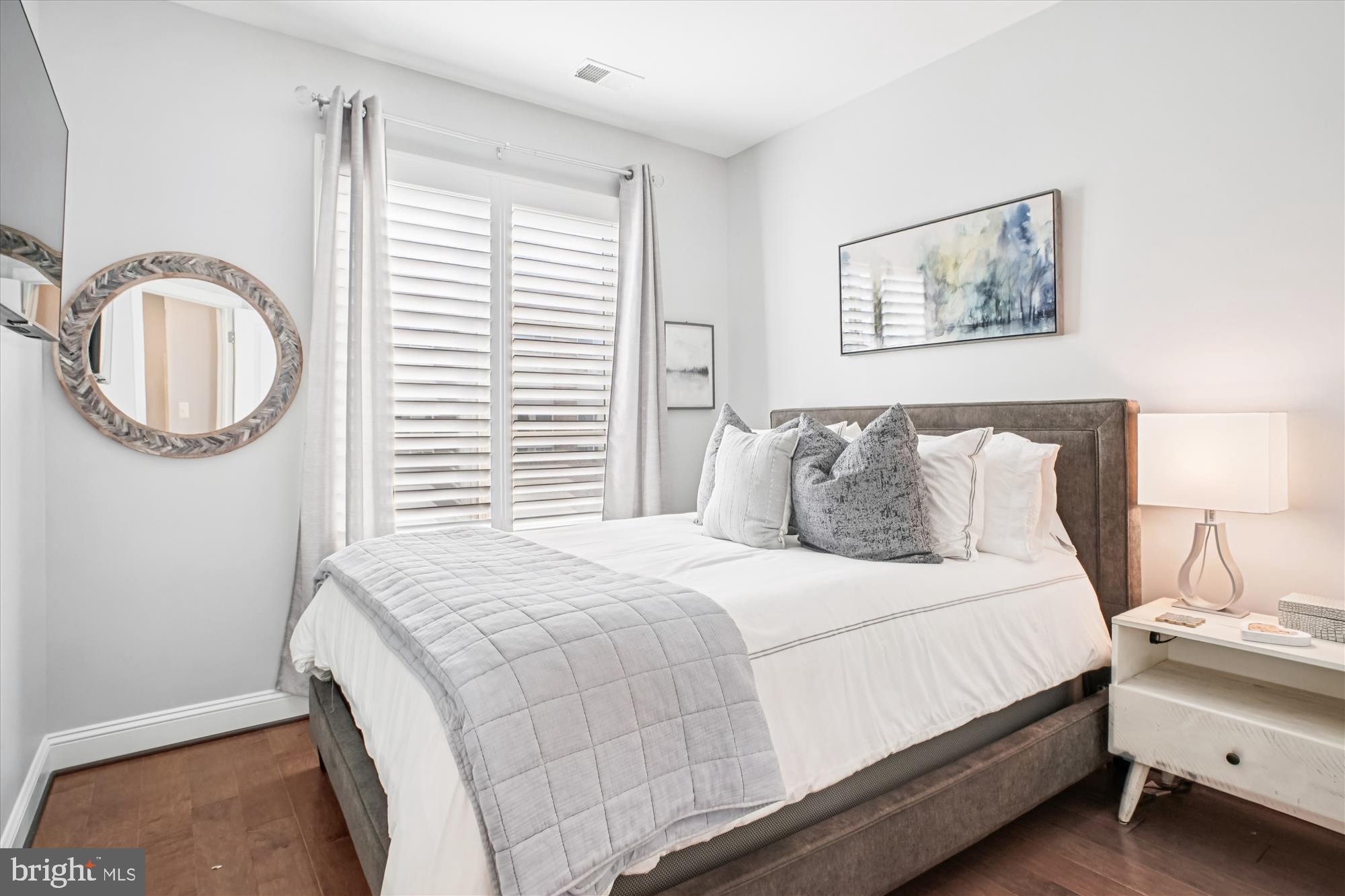 2824 RED STAR LANE