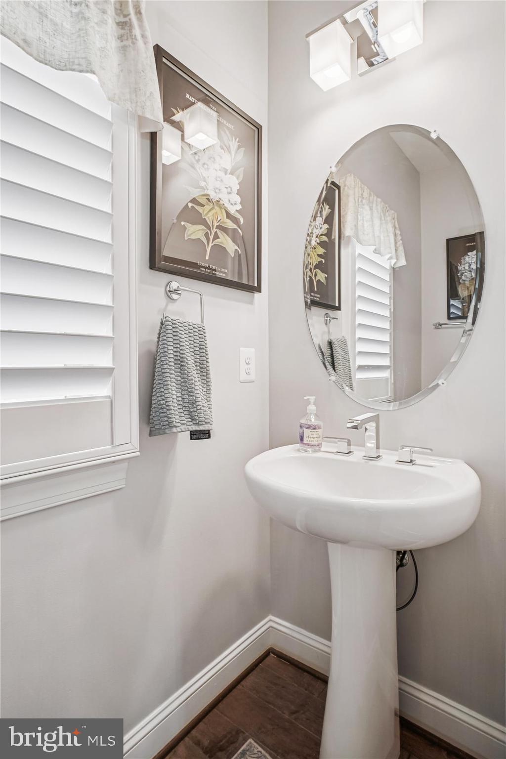 2824 RED STAR LANE