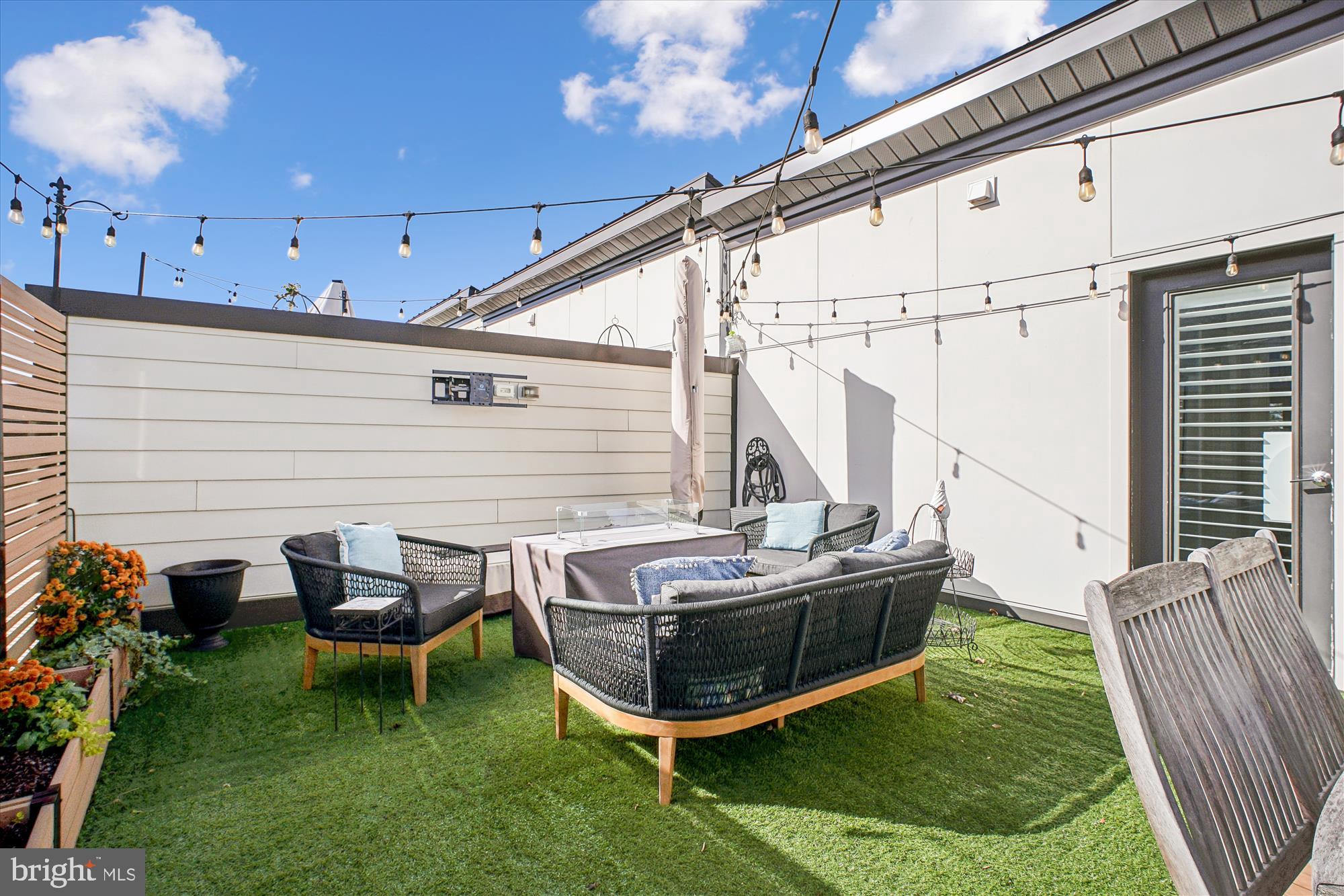 2824 RED STAR LANE