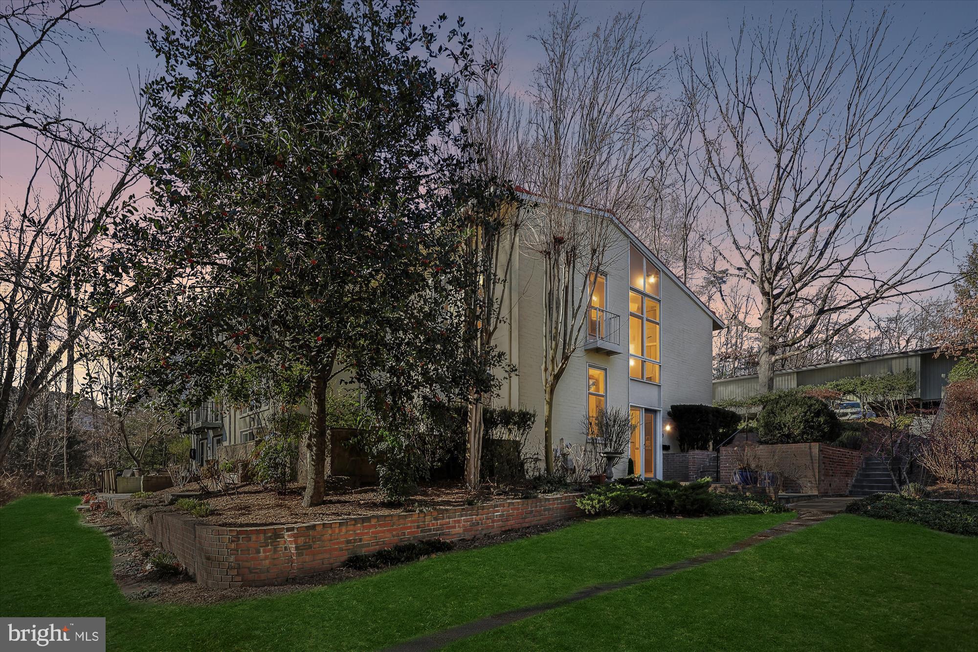 11487 WATERVIEW CLUSTER