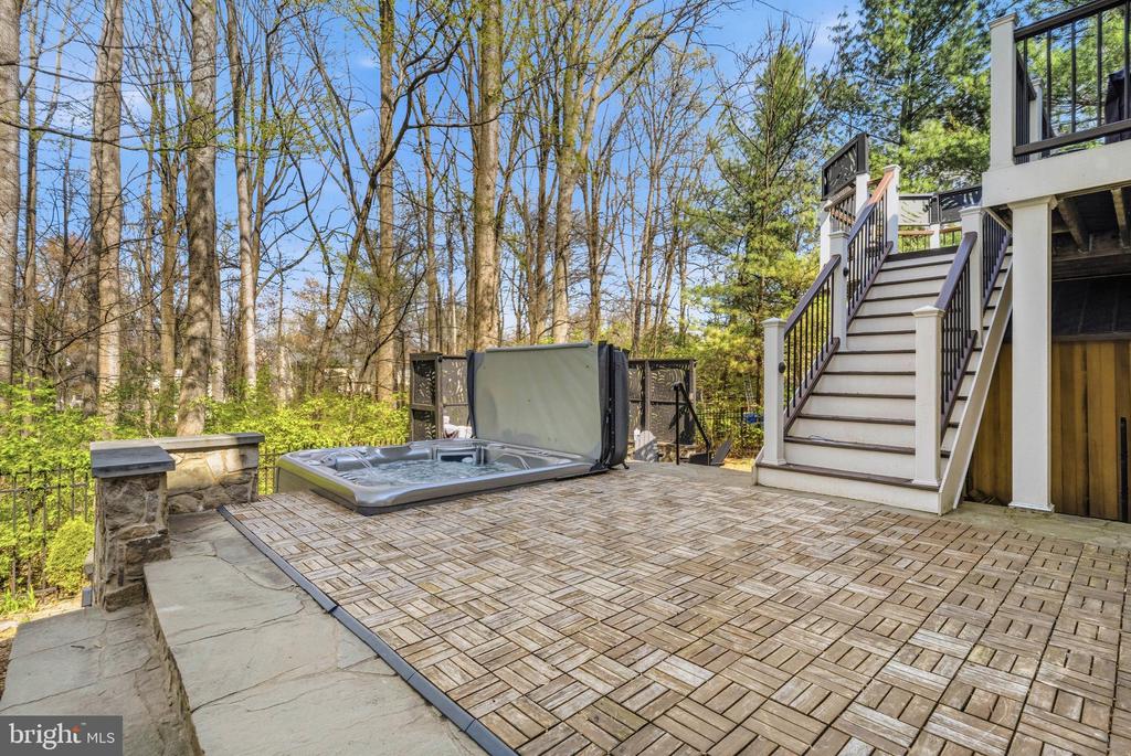 1515 JUDD COURT