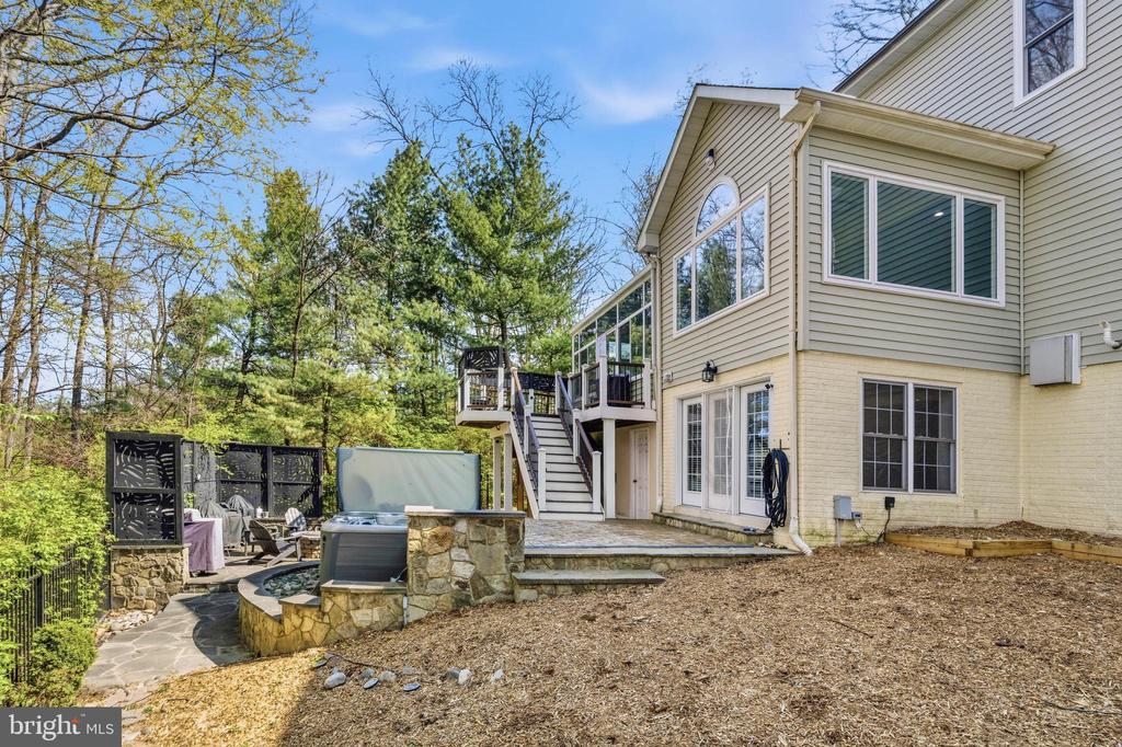 1515 JUDD COURT
