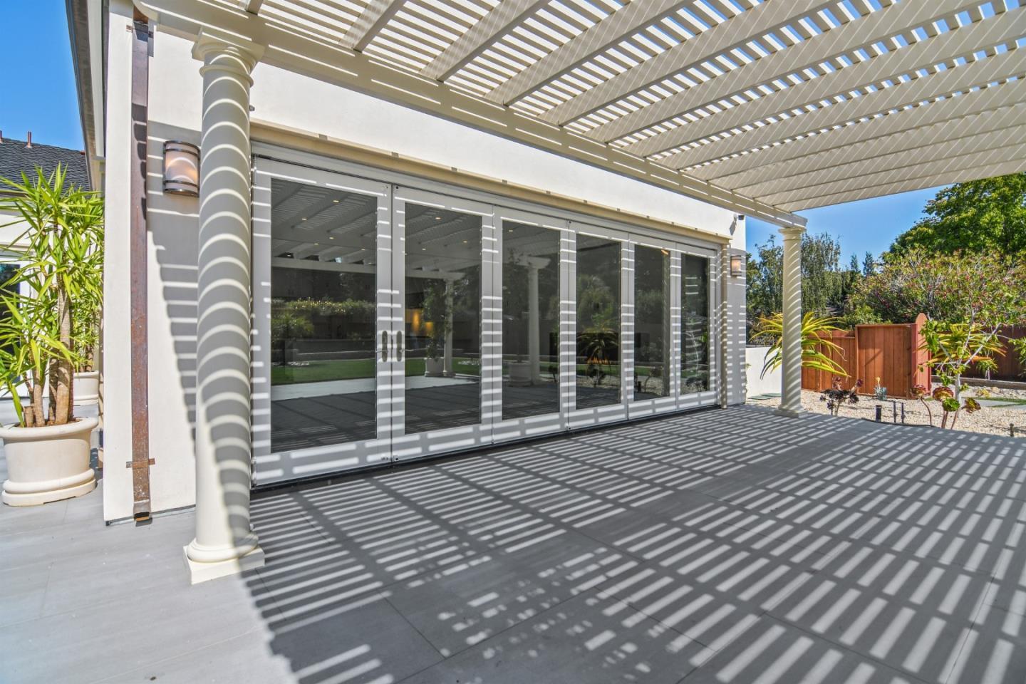 1505 Wedgewood Drive