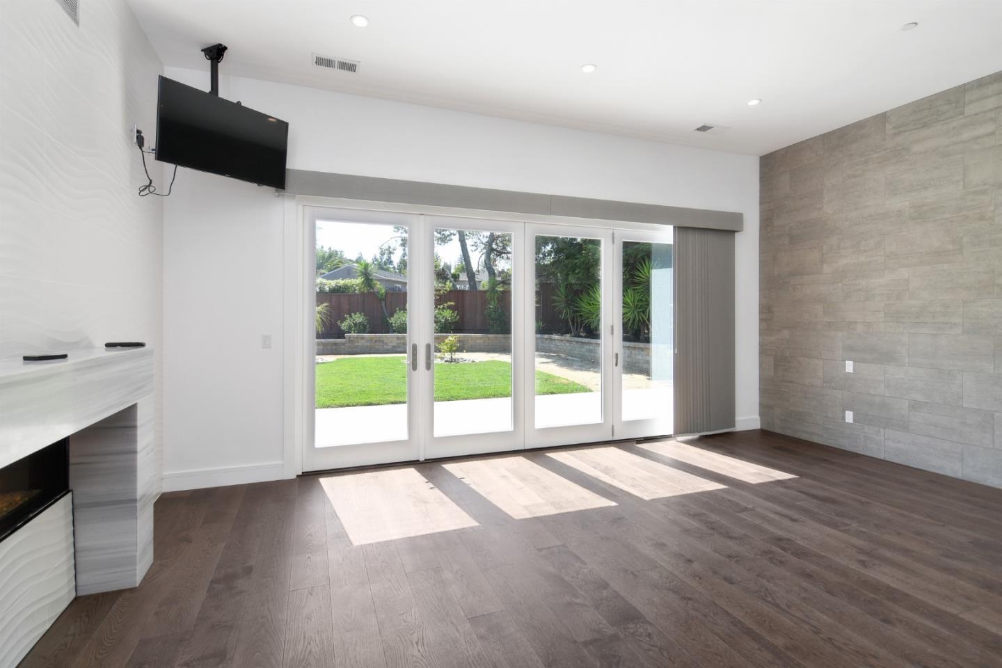 1505 Wedgewood Drive