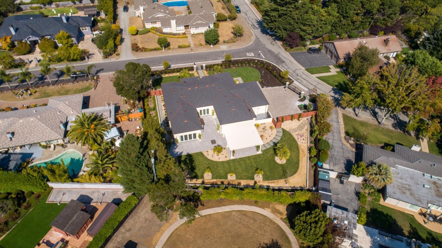 1505 Wedgewood Drive
