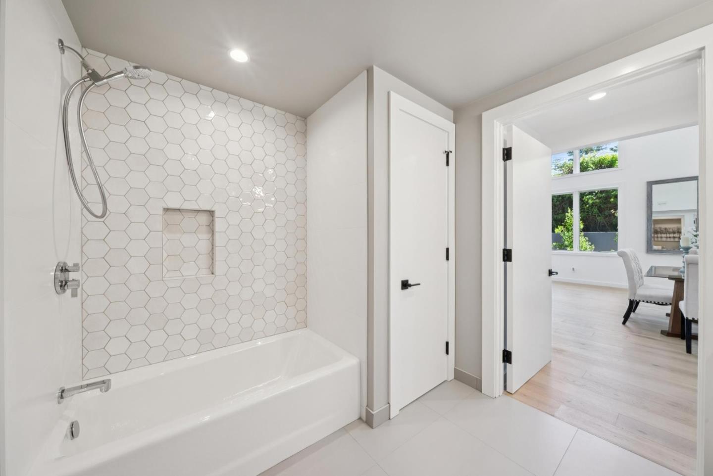 1433 Floribunda Avenue 1