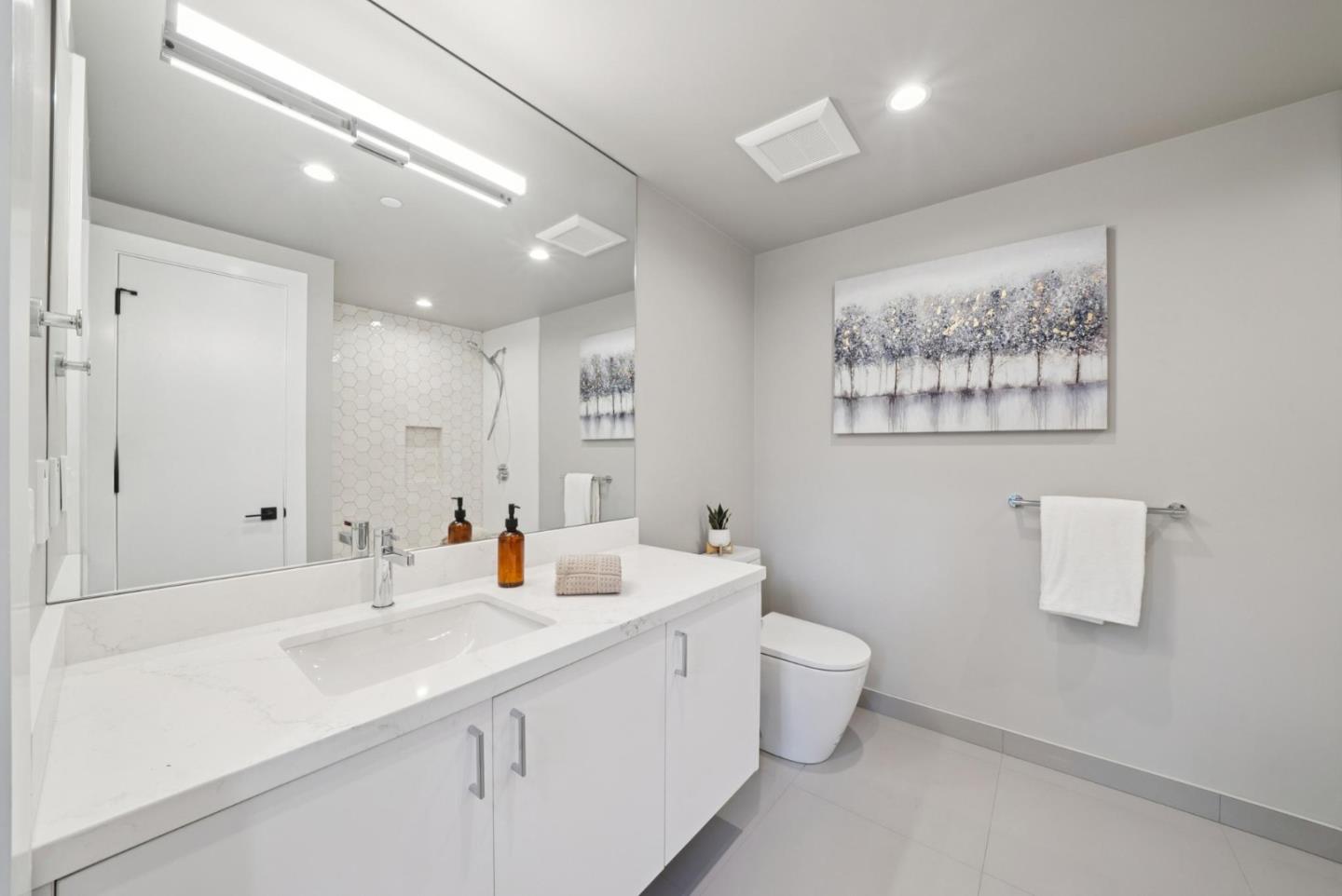 1433 Floribunda Avenue 1