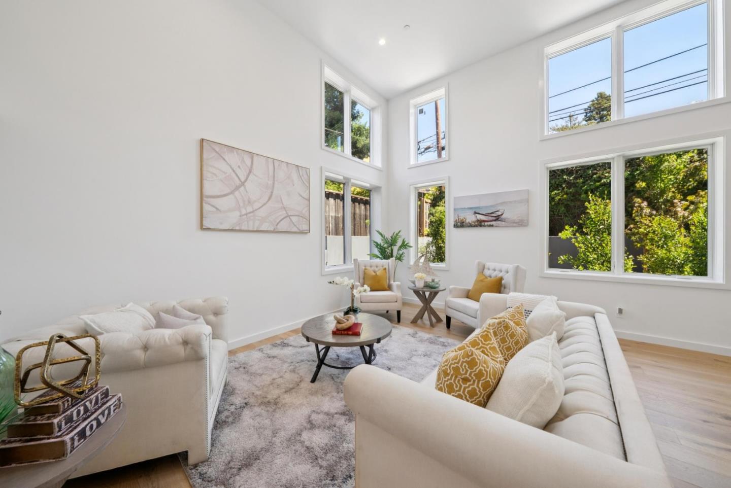 1433 Floribunda Avenue 1