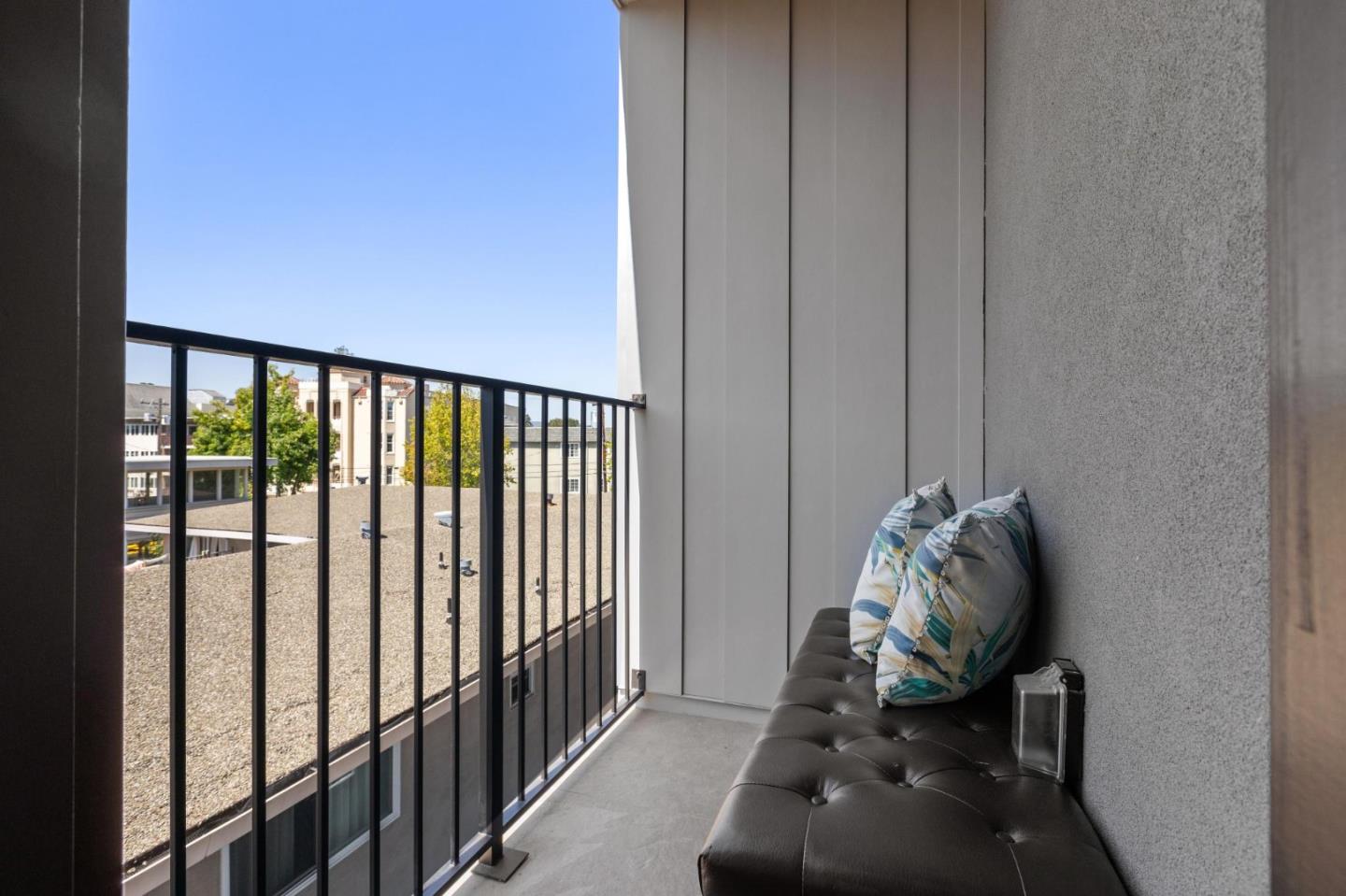 1433 Floribunda Avenue 5