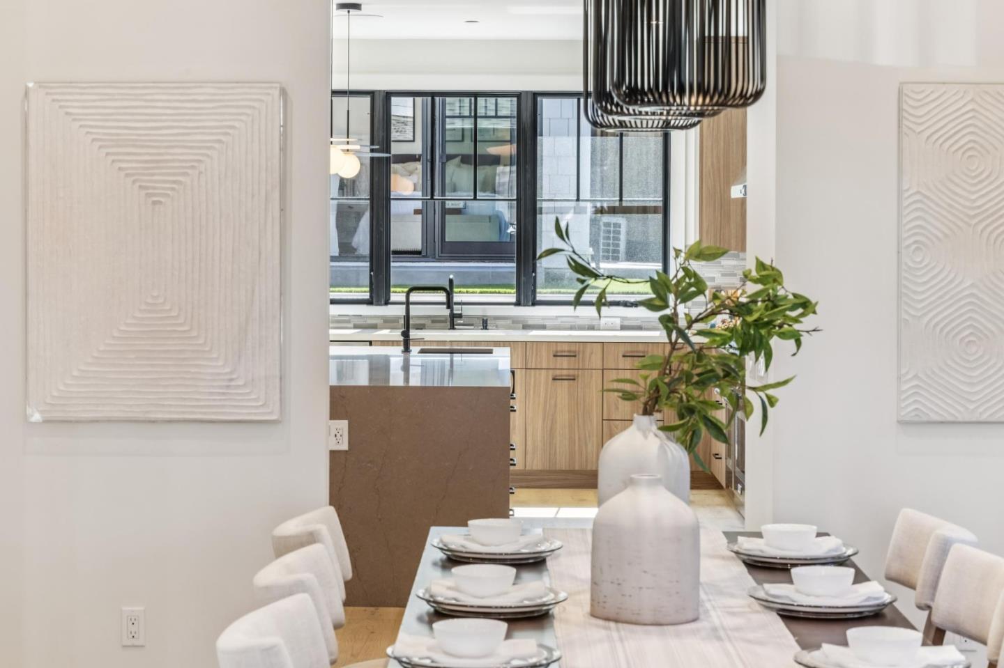 1425 Castillo Avenue