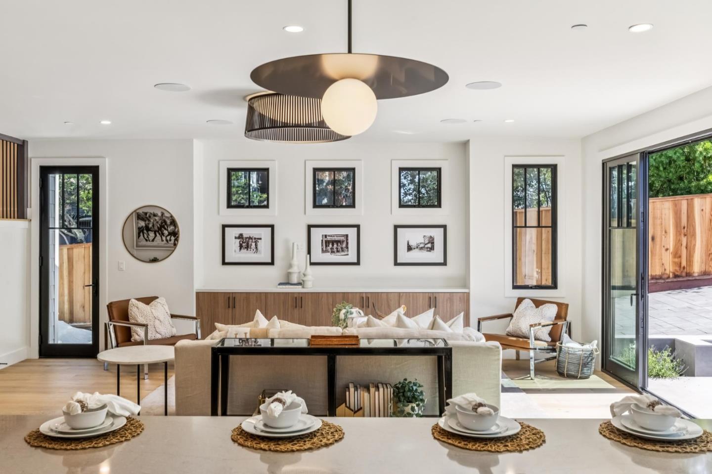 1425 Castillo Avenue