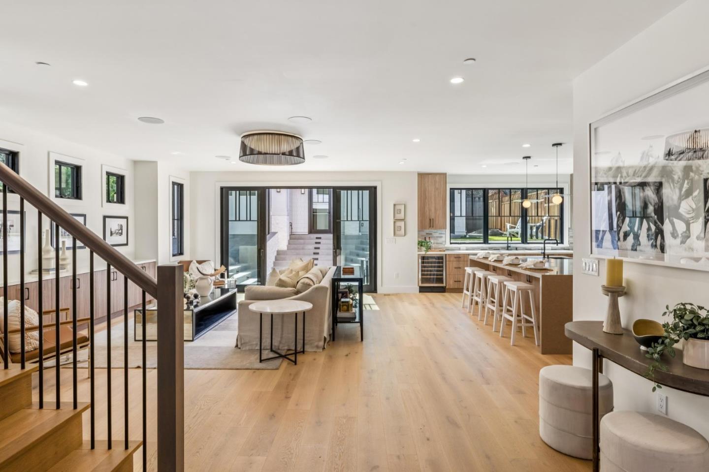 1425 Castillo Avenue