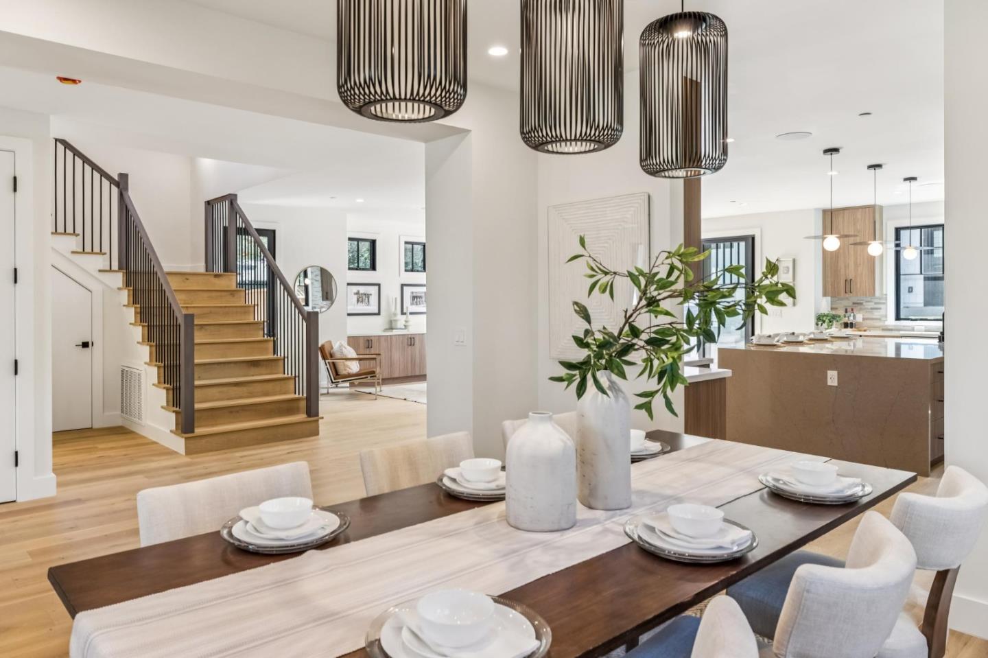 1425 Castillo Avenue