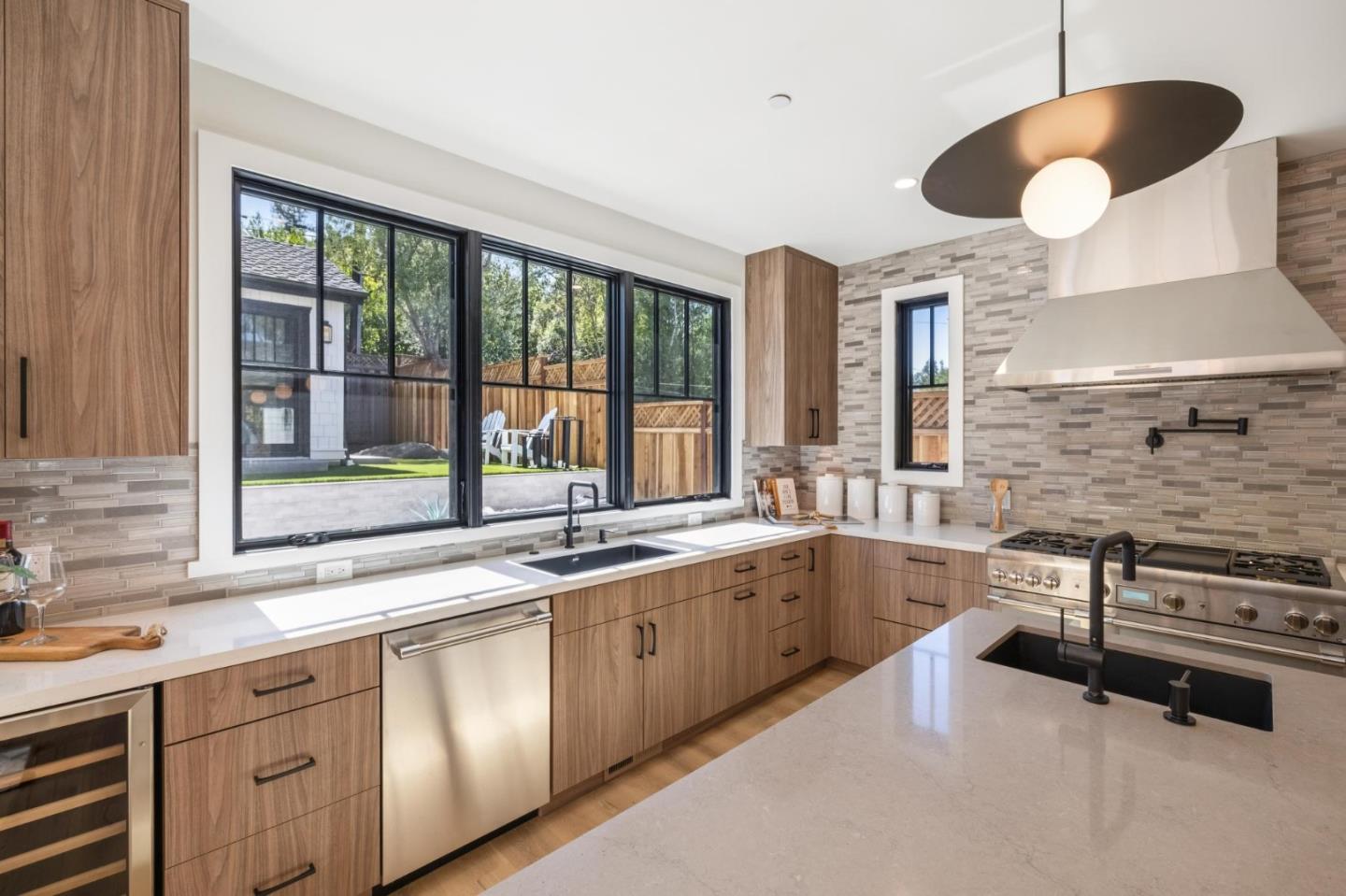 1425 Castillo Avenue