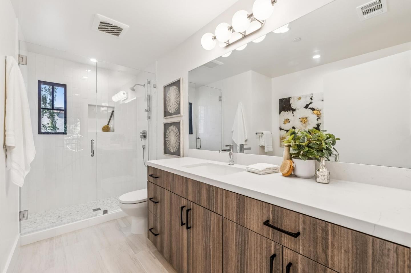 1425 Castillo Avenue