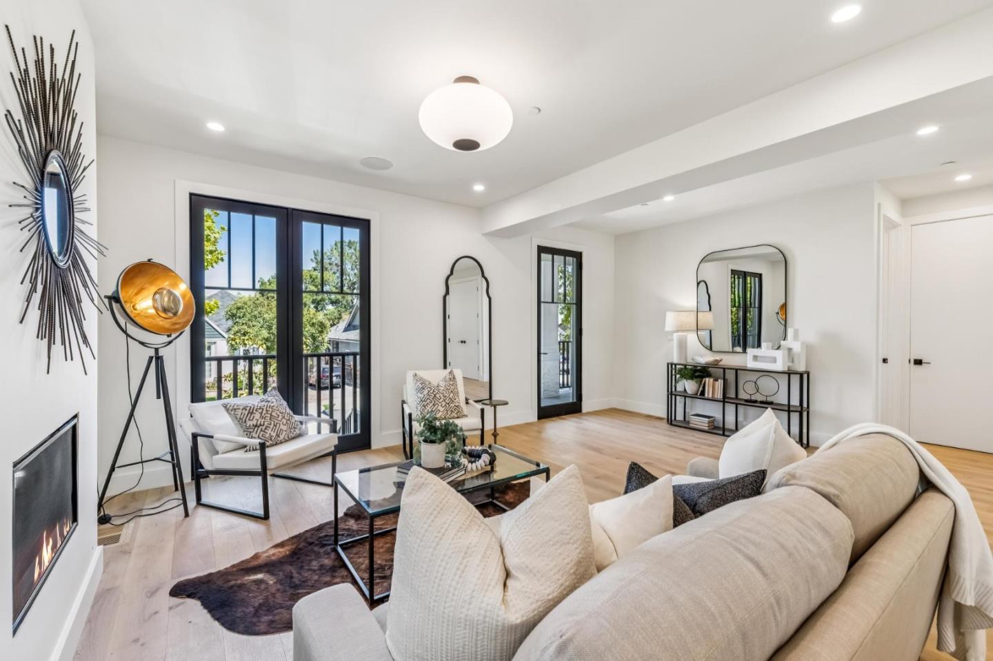 1425 Castillo Avenue