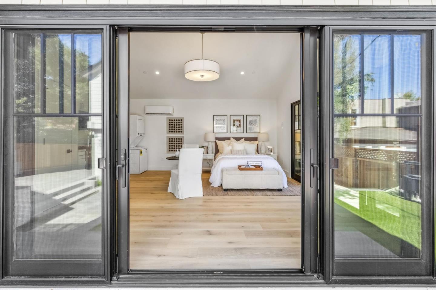 1425 Castillo Avenue