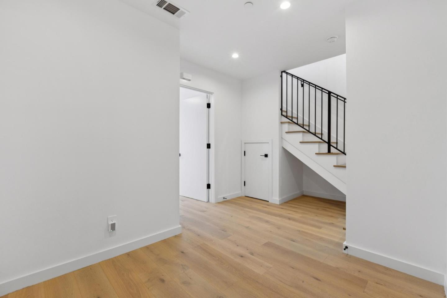 1433 Floribunda Avenue 7