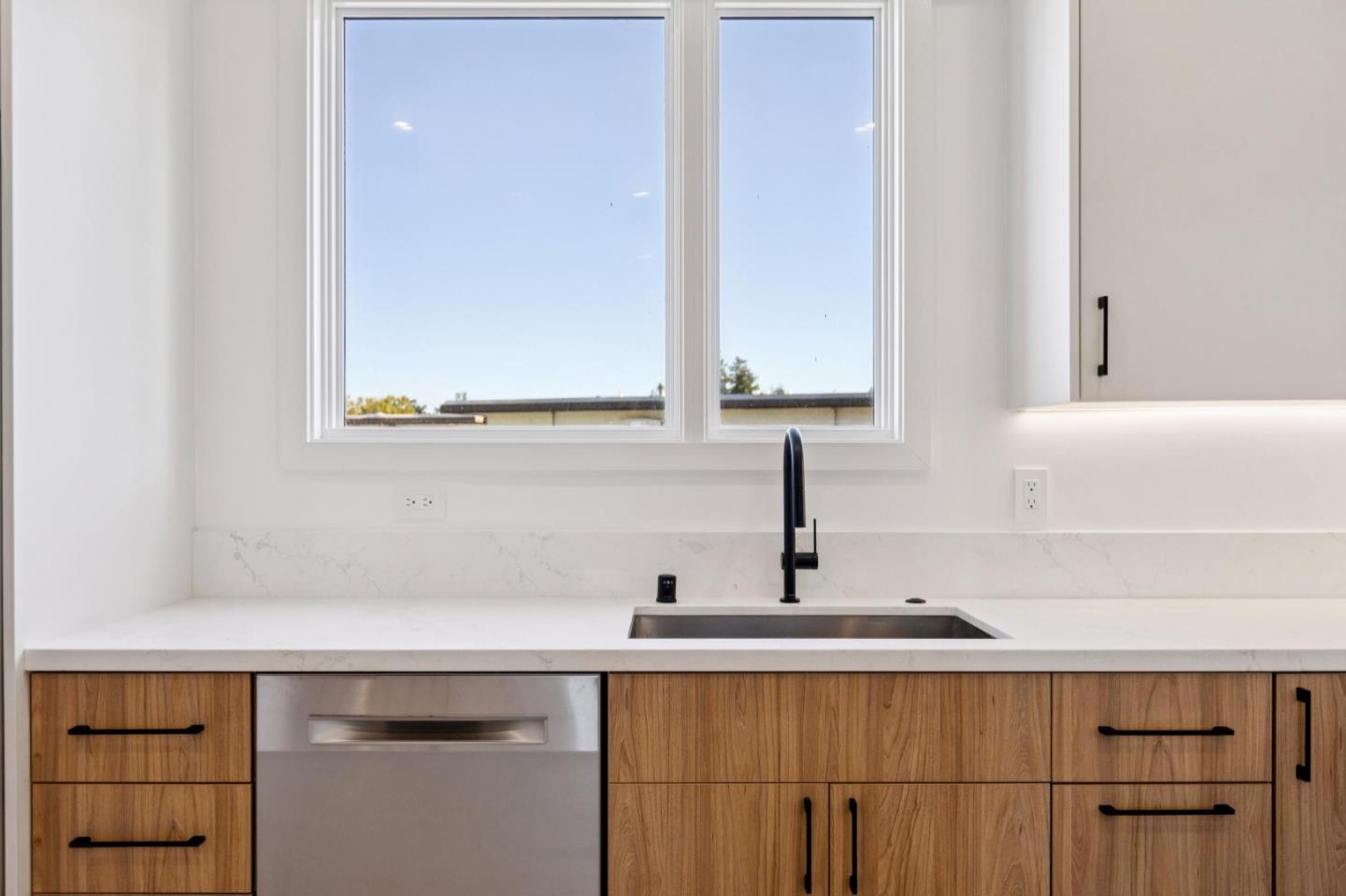 1433 Floribunda Avenue 7