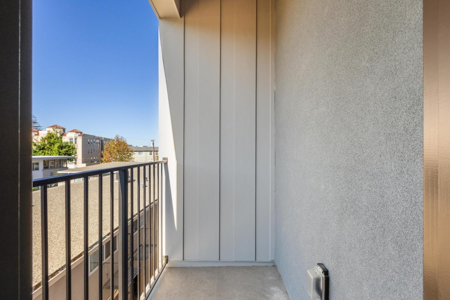 1433 Floribunda Avenue 7