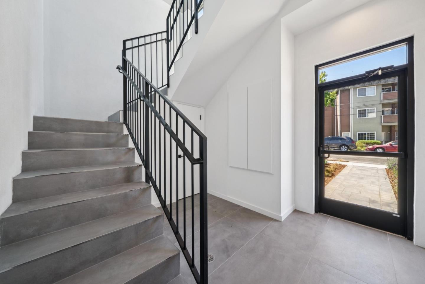 1433 Floribunda Avenue 8