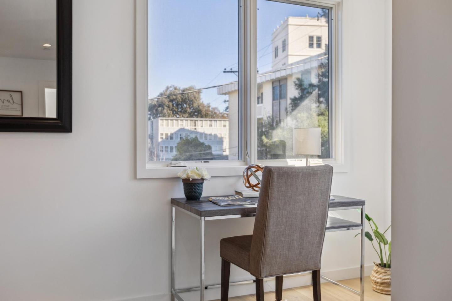 1433 Floribunda Avenue 8