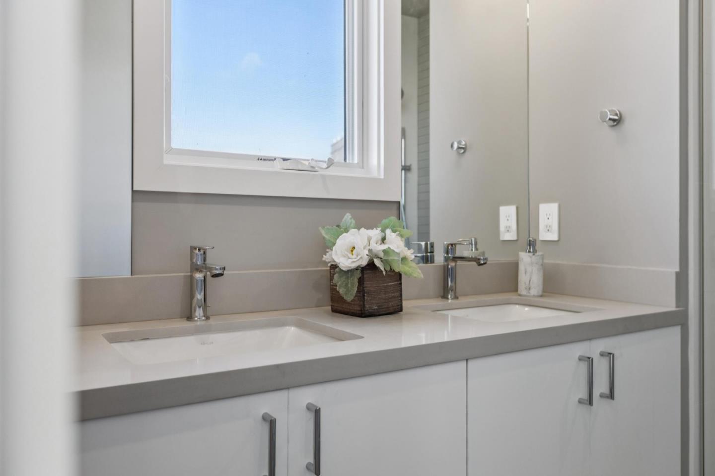 1433 Floribunda Avenue 8