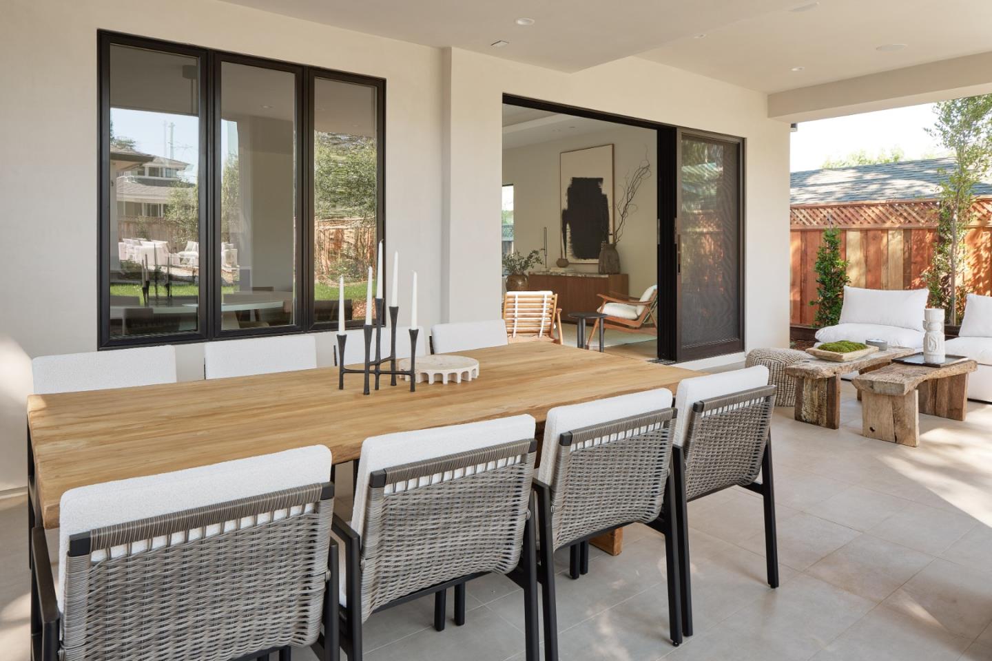 944 Aura Way
