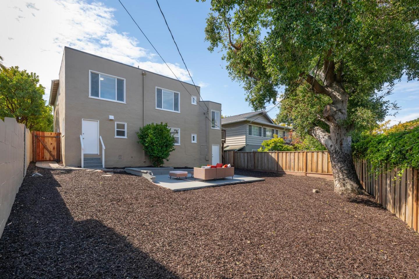 430 Hillcrest BLVD
