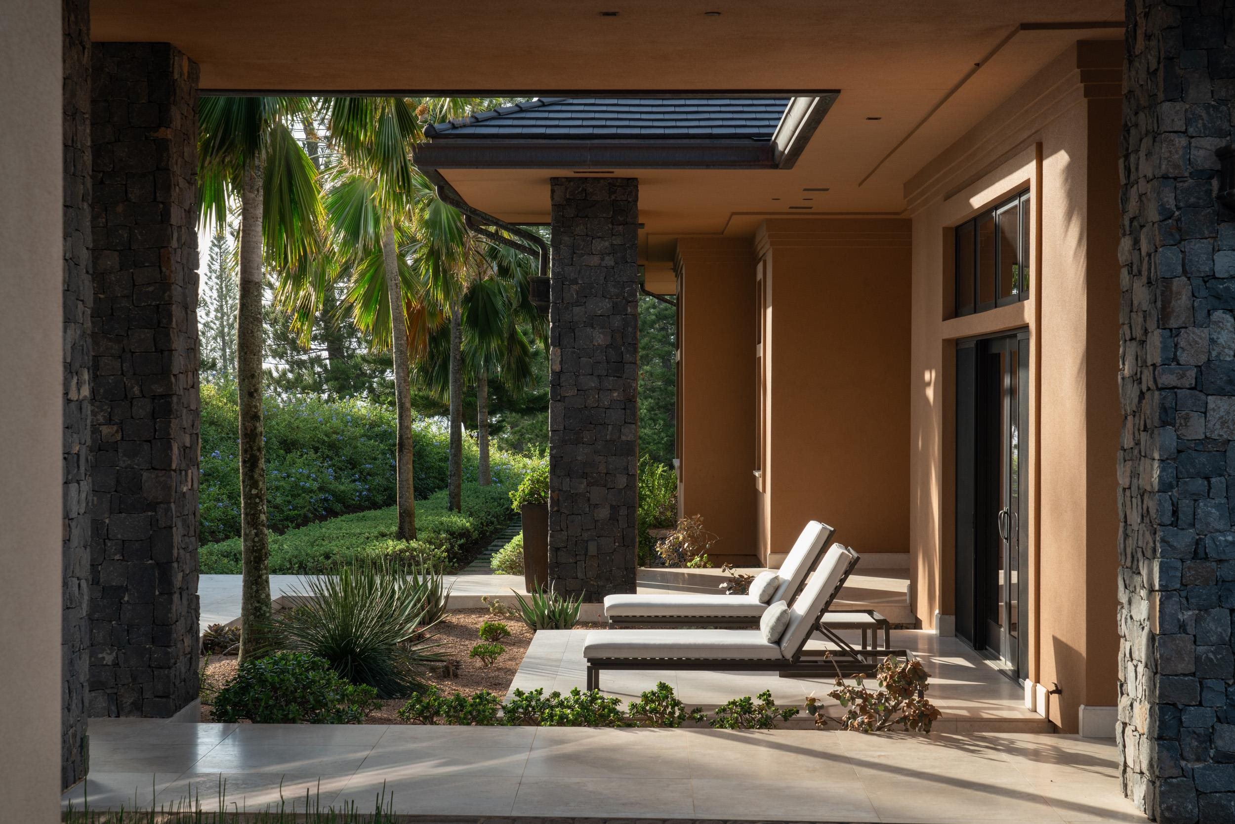 215 Plantation Club Dr