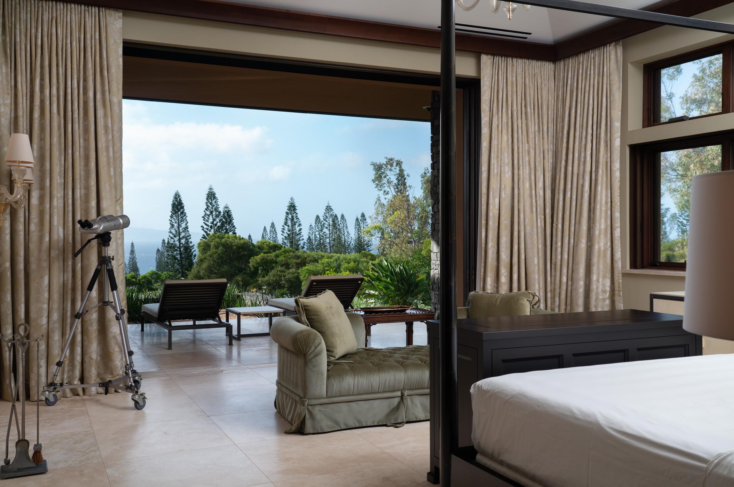 215 Plantation Club Dr