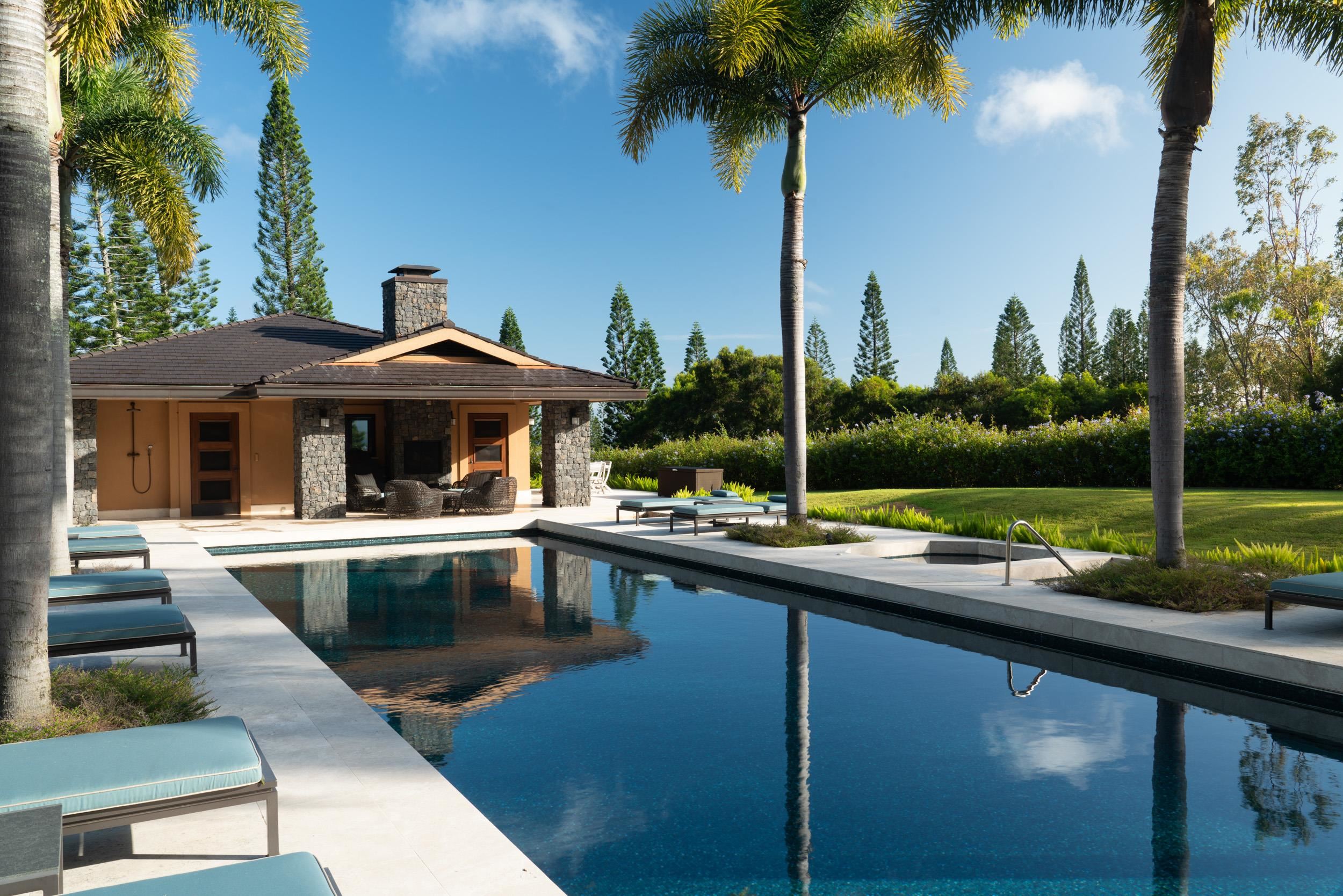 215 Plantation Club Dr