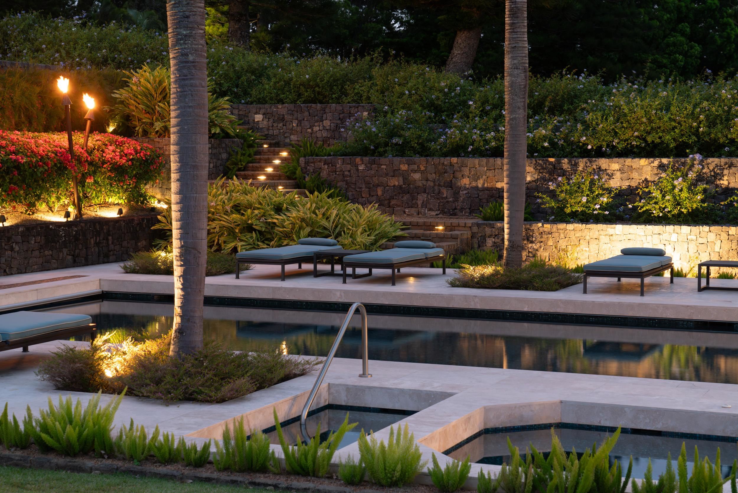 215 Plantation Club Dr