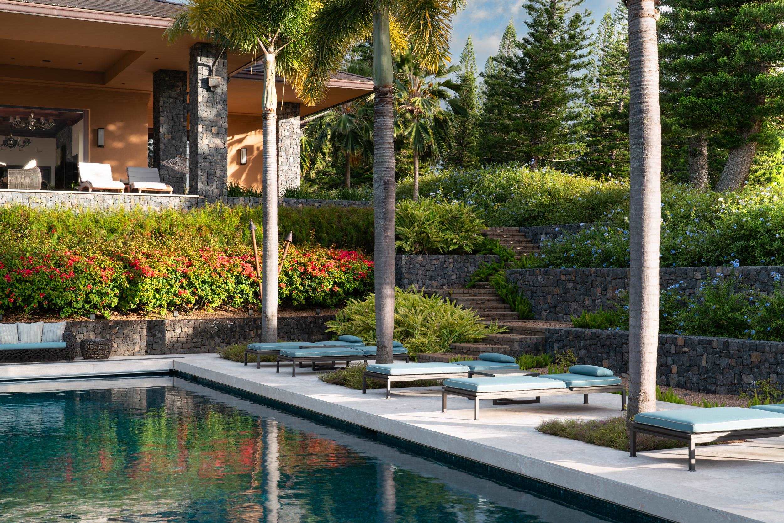 215 Plantation Club Dr