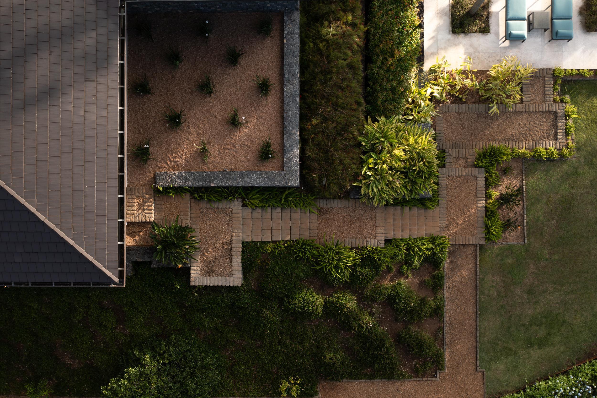 215 Plantation Club Dr