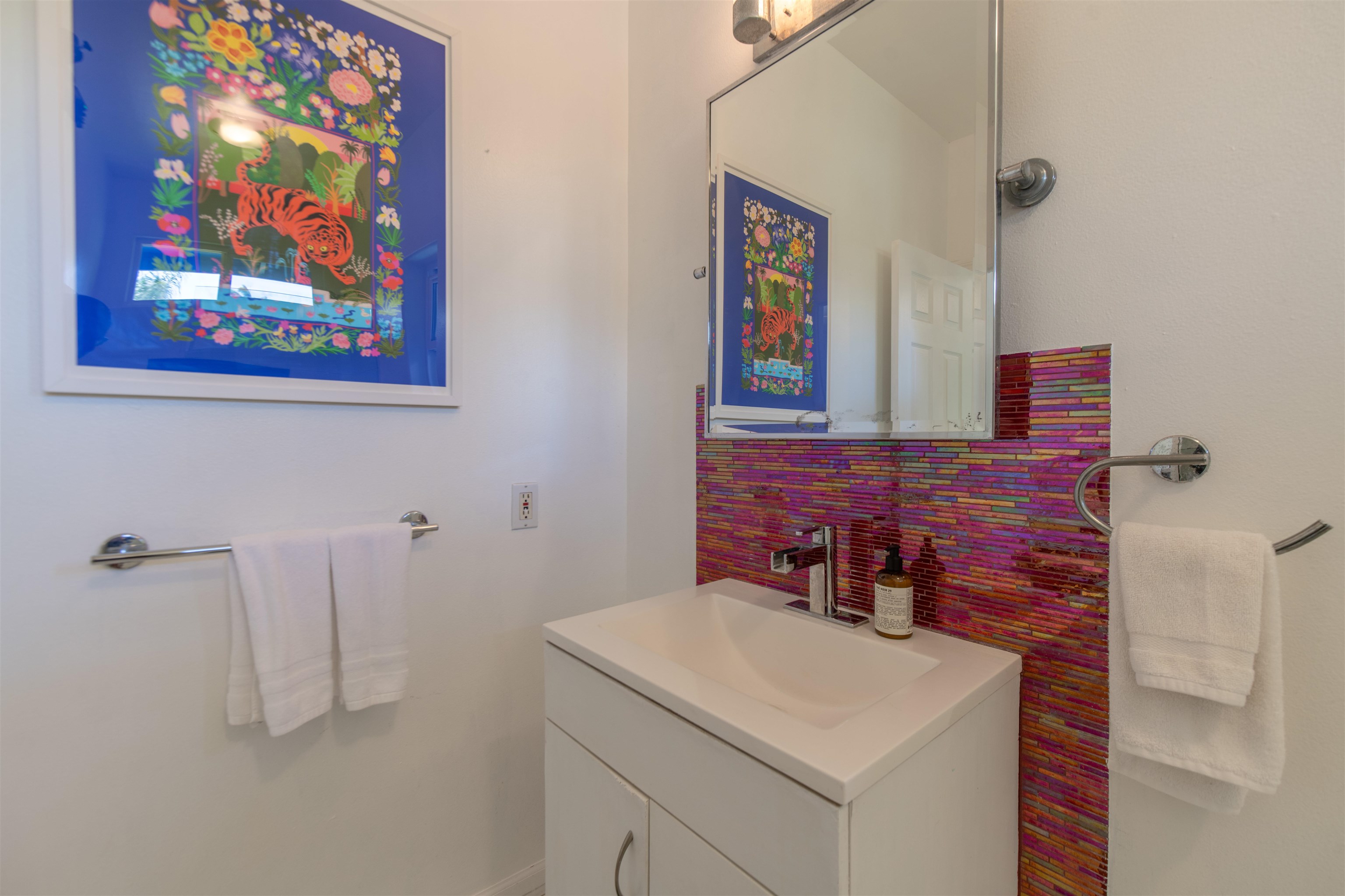 568 Hana Hwy Unit: B