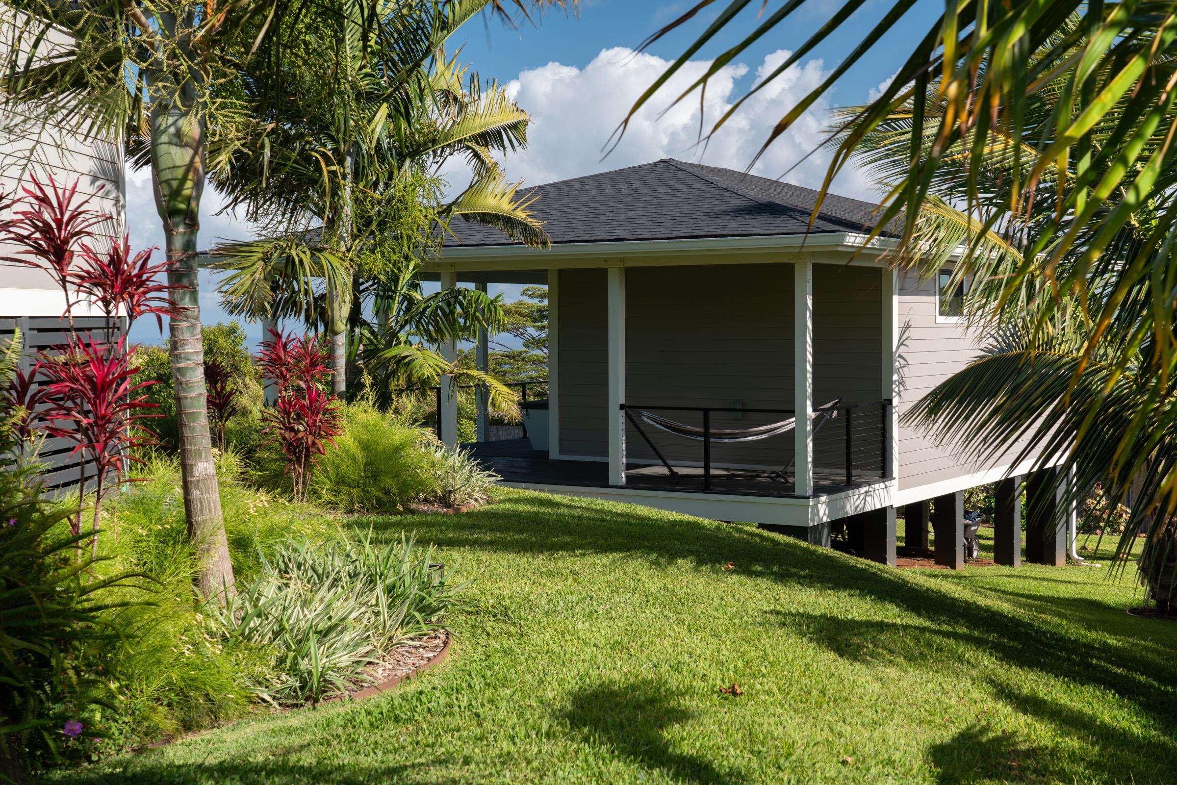 125 Hekuawa St Unit: B