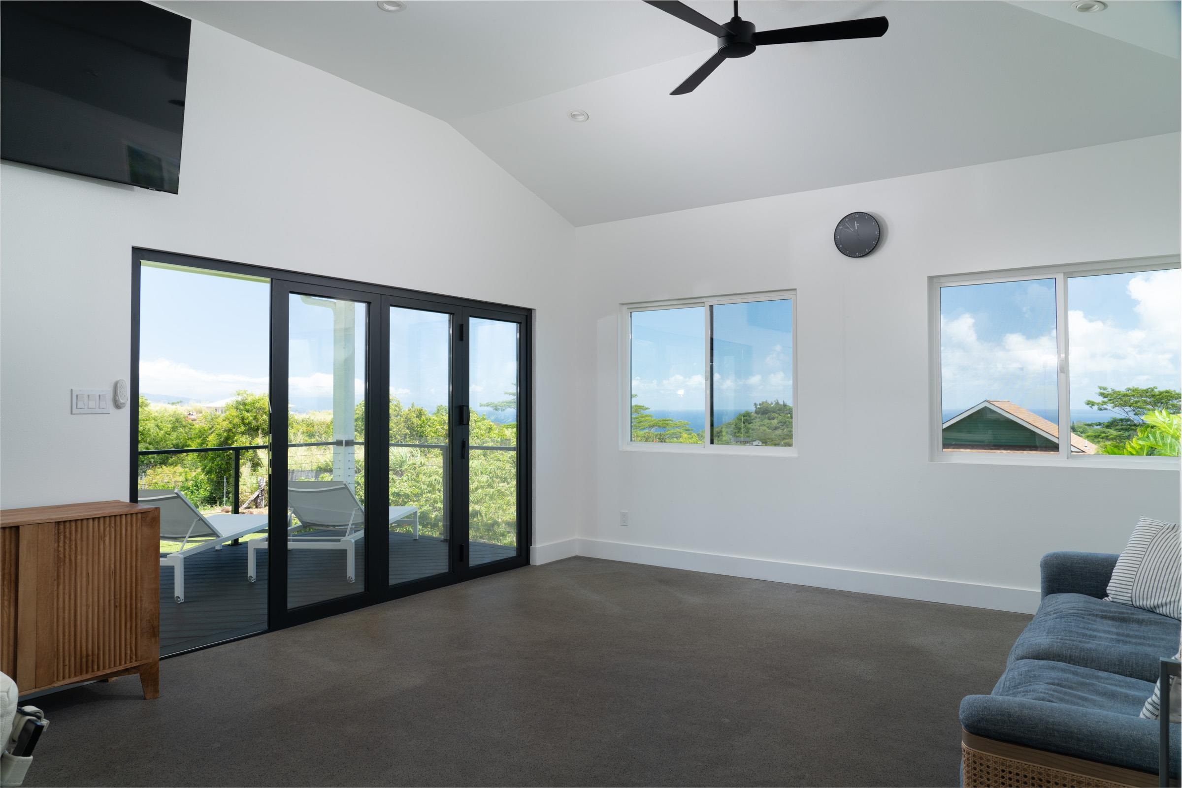 125 Hekuawa St Unit: B