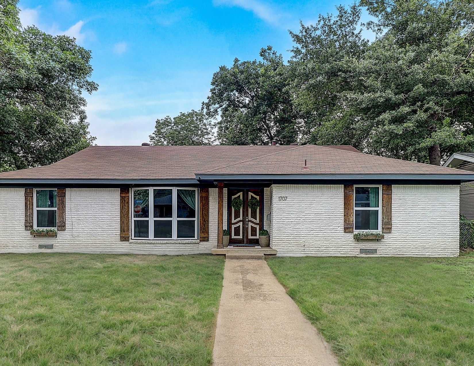 1707 Bluebonnet Trail