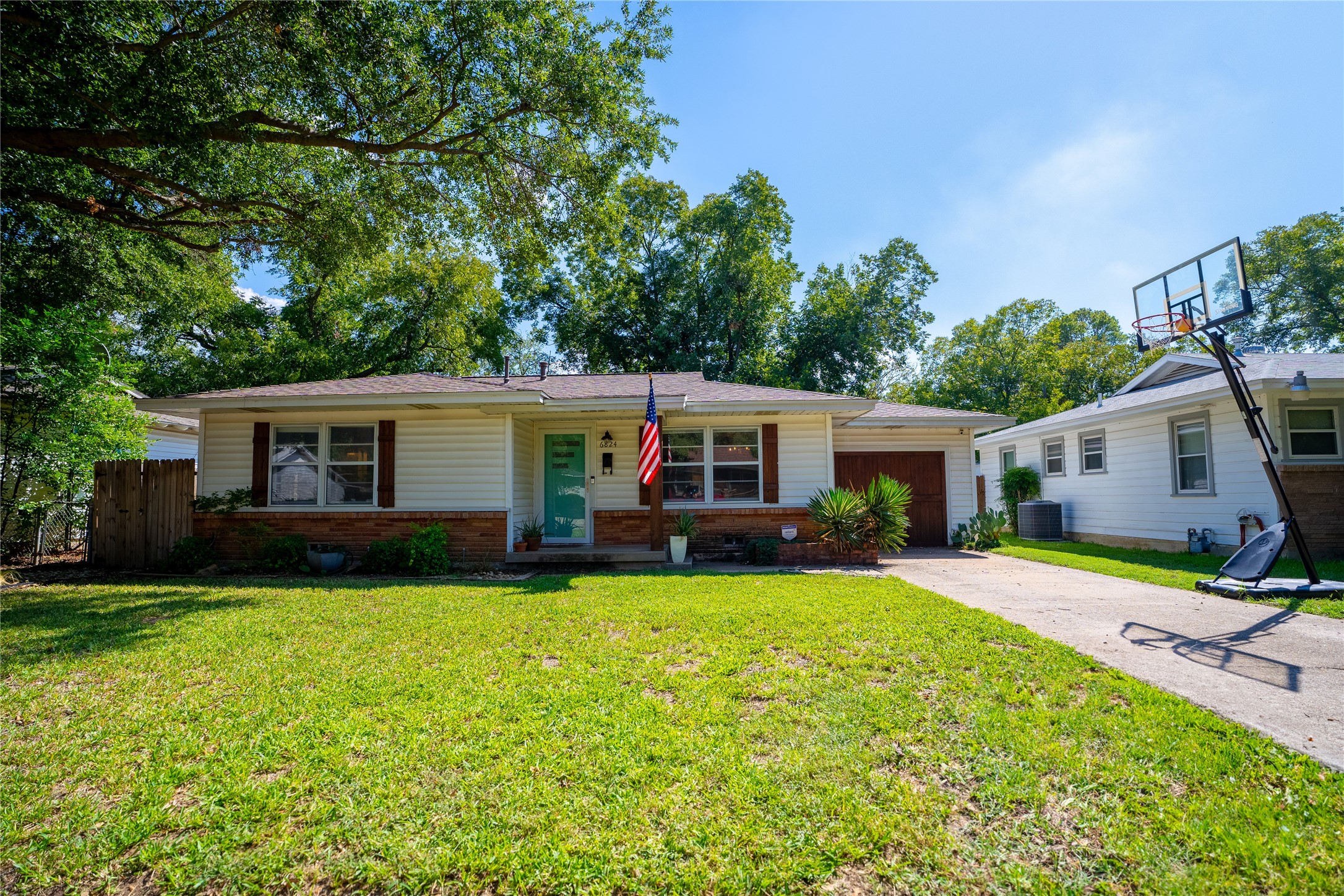6824 Van Natta Lane