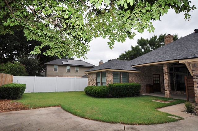 2212 DIAMOND POINT Drive