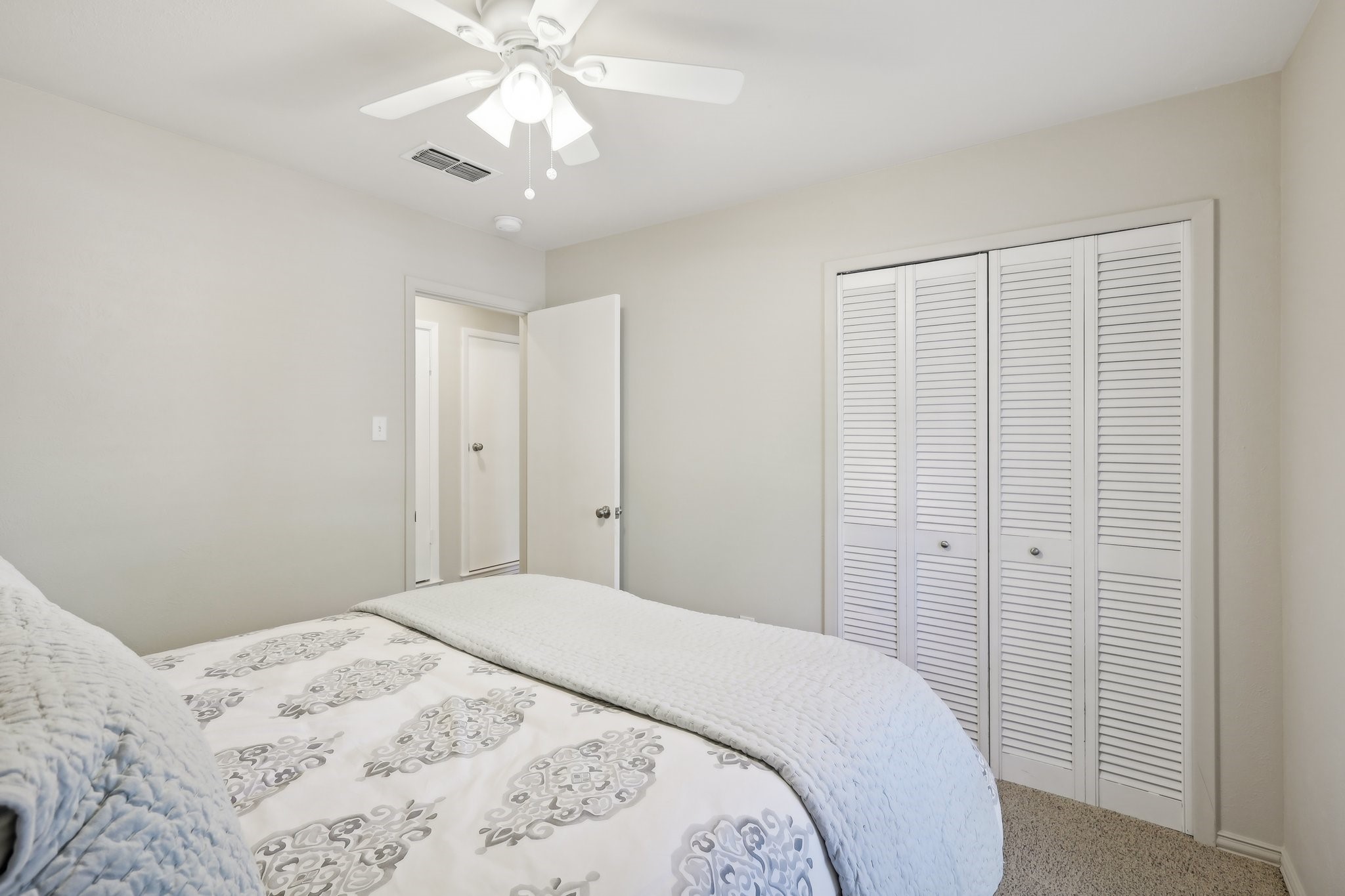 3501 Hampshire Drive