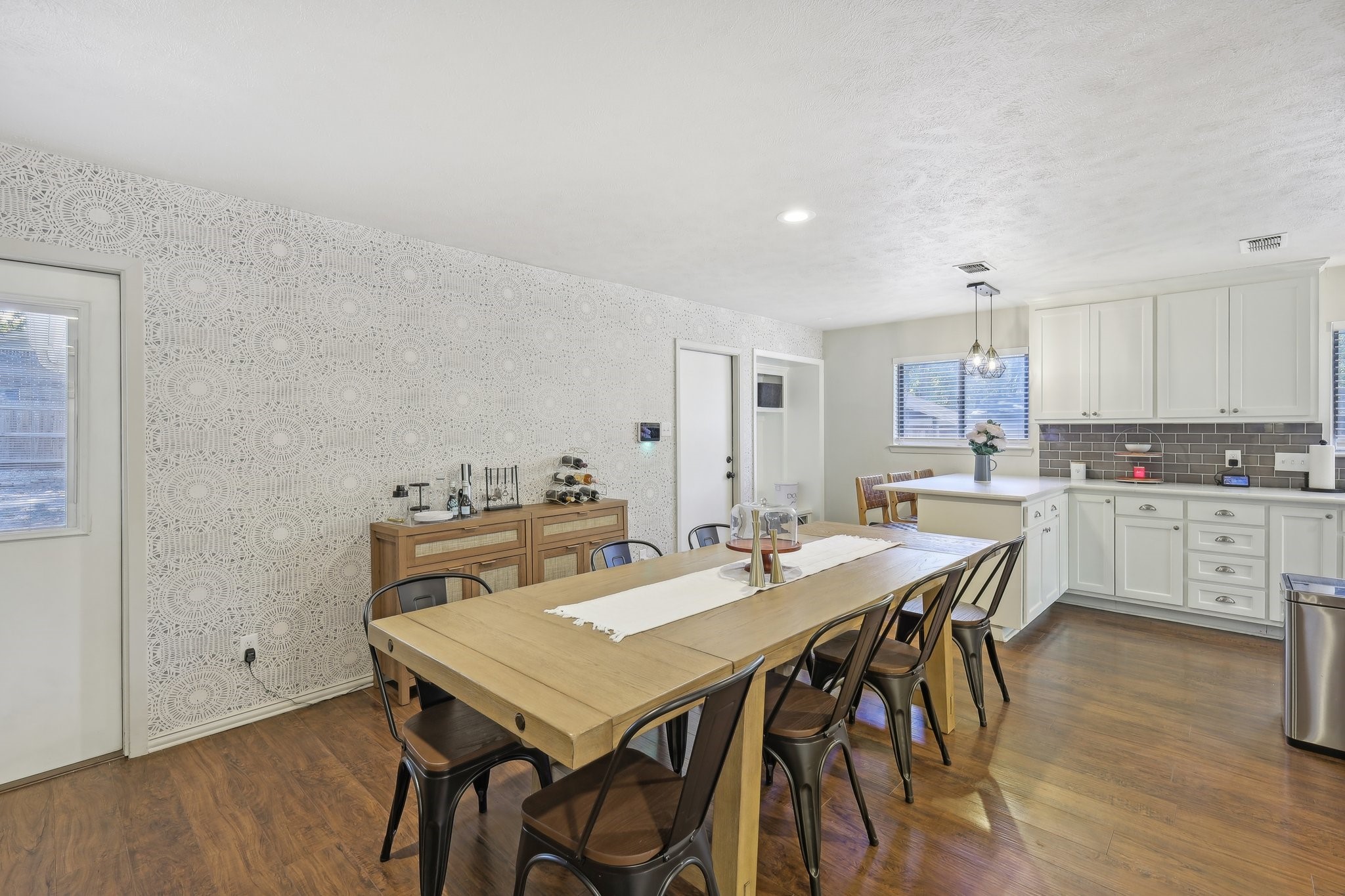 3501 Hampshire Drive