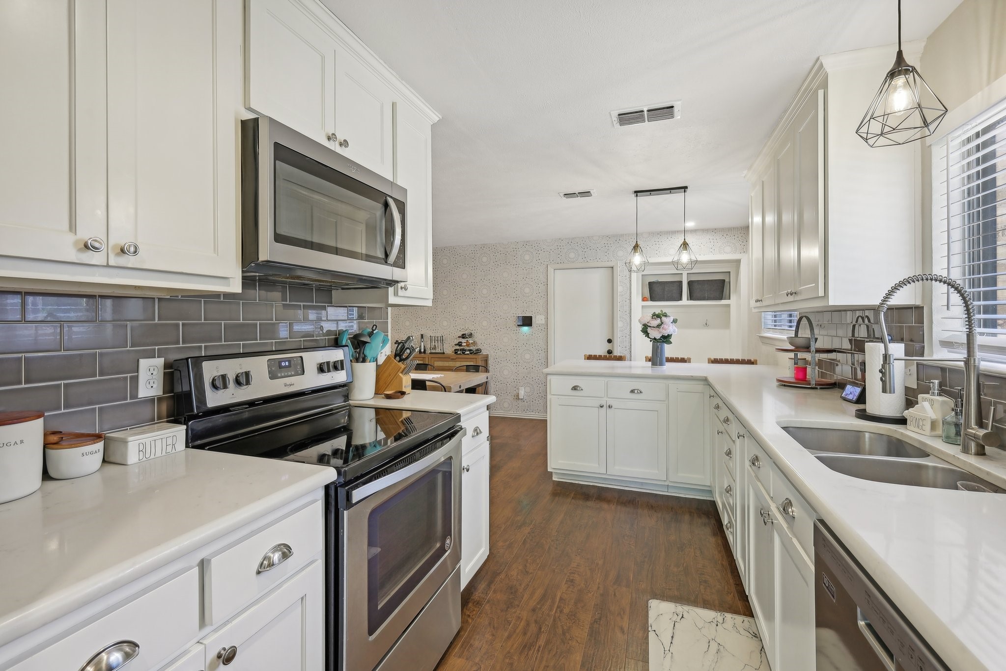 3501 Hampshire Drive